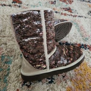 Uggs sequin size 8.
